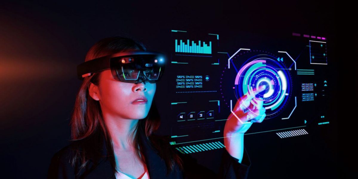 The Evolving Dynamics of VR/AR Technologies