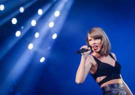 Taylor Swift Rilis Aplikasi “The Swift Life” untuk Para Penggemarnya